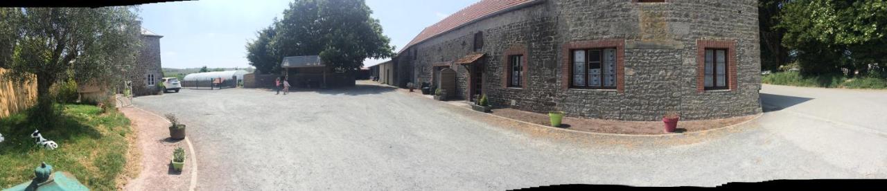 Bed and Breakfast Le Loup Dans La Bergerie Montmartin-sur-Mer Esterno foto